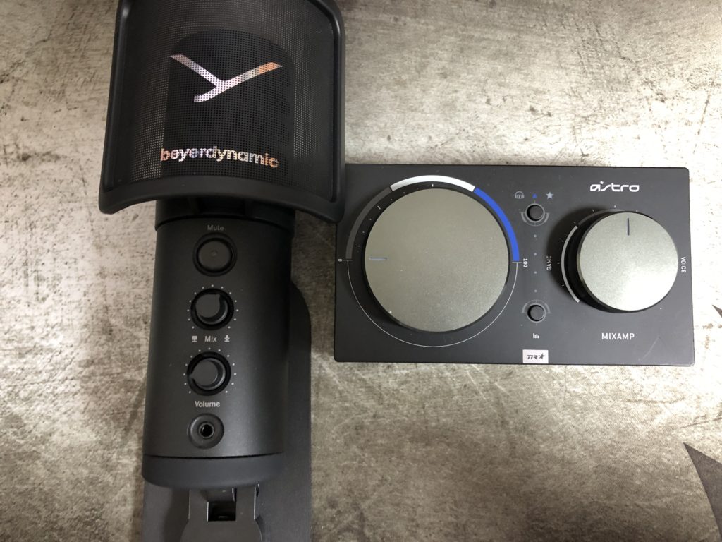 FOXマイクとMIXAMP